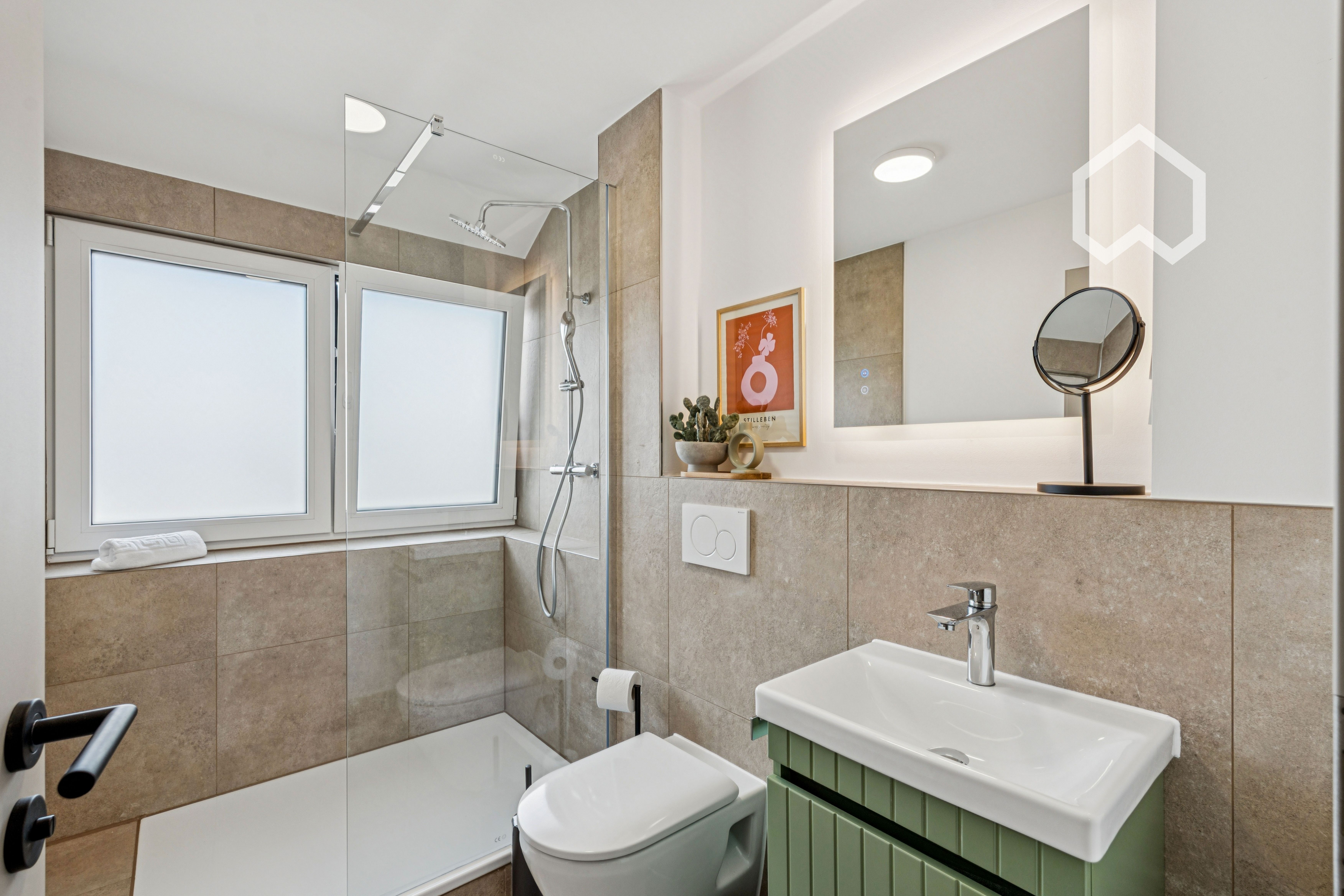 2-Bedroom Apartment Balcony & Comfort - 2-bedroom apartment Balcony & comfort - Gallery - 2