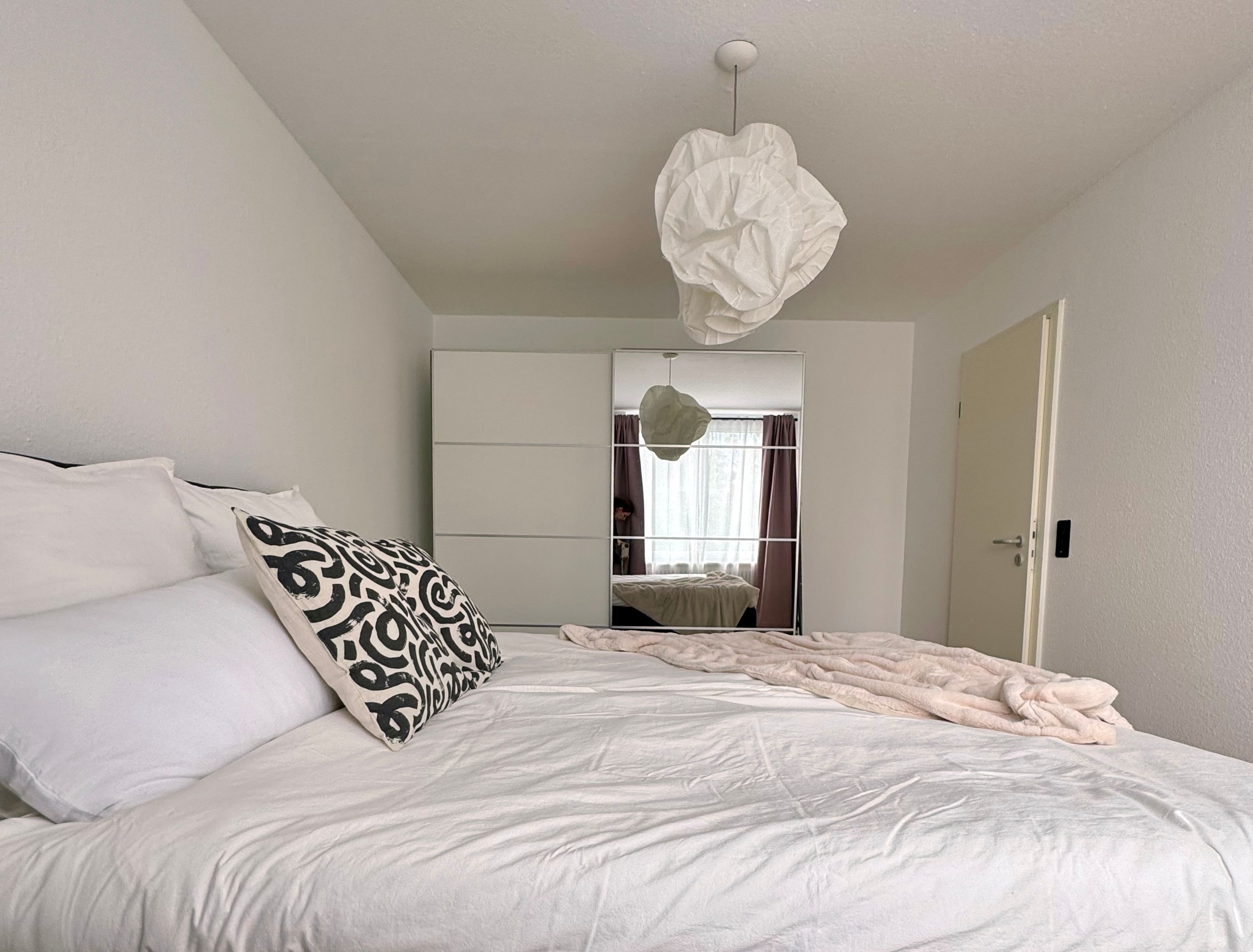  2-Room Business Apartment With S-Bahn Connection  -  2-room business apartment with S-Bahn connection  - Gallery -  14