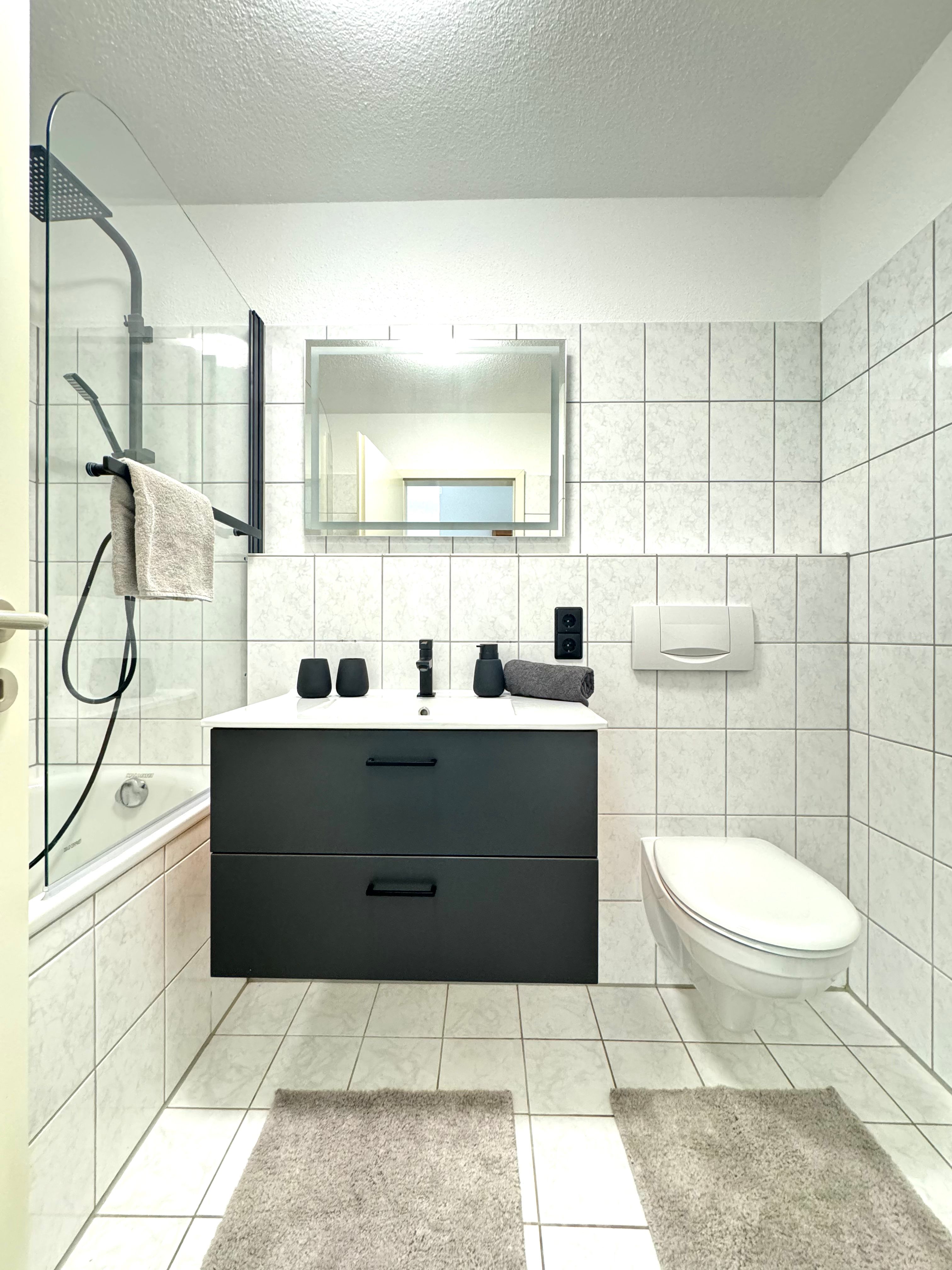  2-Room Business Apartment With S-Bahn Connection  -  2-room business apartment with S-Bahn connection  - Gallery -  3