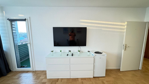 2-room apartment for workers with single beds – private kitchen and bathroom - Gallery - 6