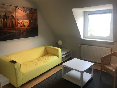Quiet 2 room apartment in Meerbuch Büderich in EInfamilienhaus