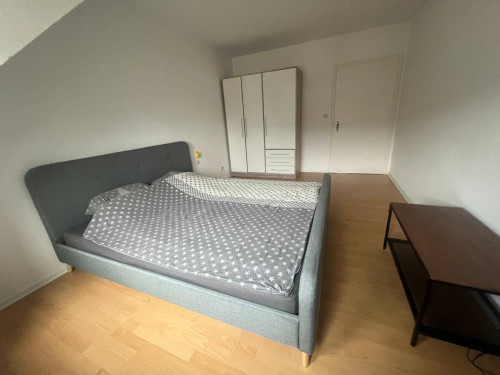 Bright 3 Room Appartment incl. Balcony - Gallery - 5