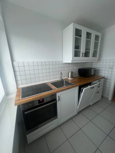 Bright 3 Room Appartment incl. Balcony - Gallery - 8