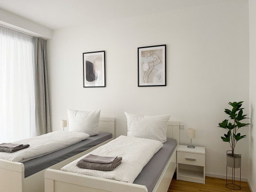 Fully furnished and equipped 4-bed apartments | parking | kitchen | Wi-Fi