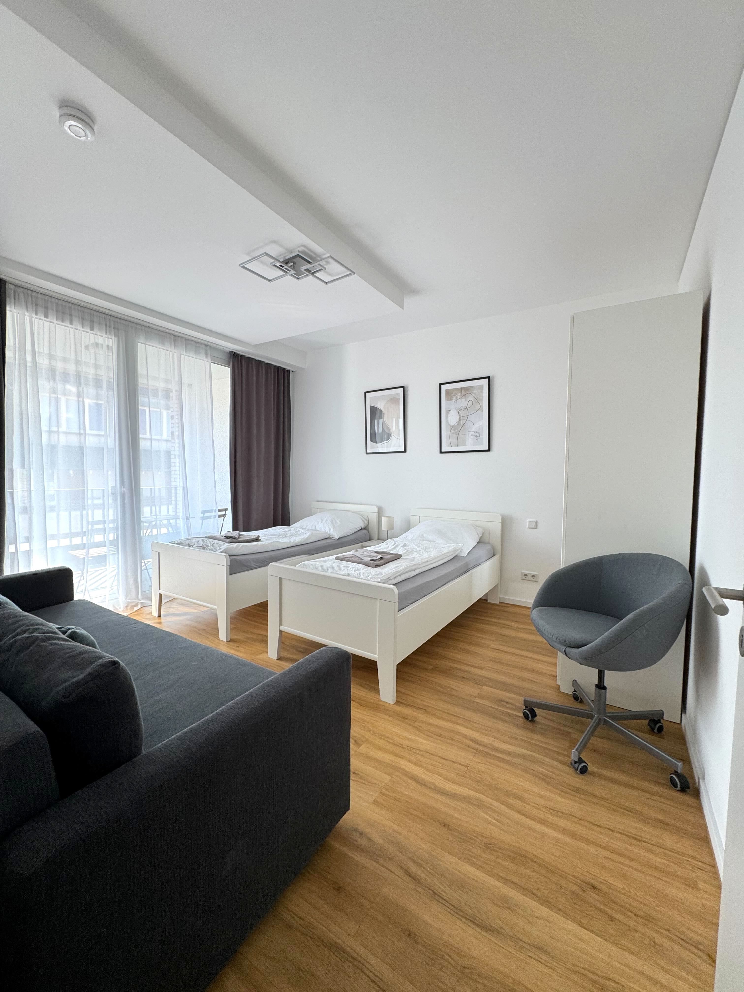  Fully Furnished And Equipped 4-Bed Apartments | Parking | Kitchen | Wi-Fi  -  Fully furnished and equipped 4-bed apartments | parking | kitchen | Wi-Fi  - Gallery -  2