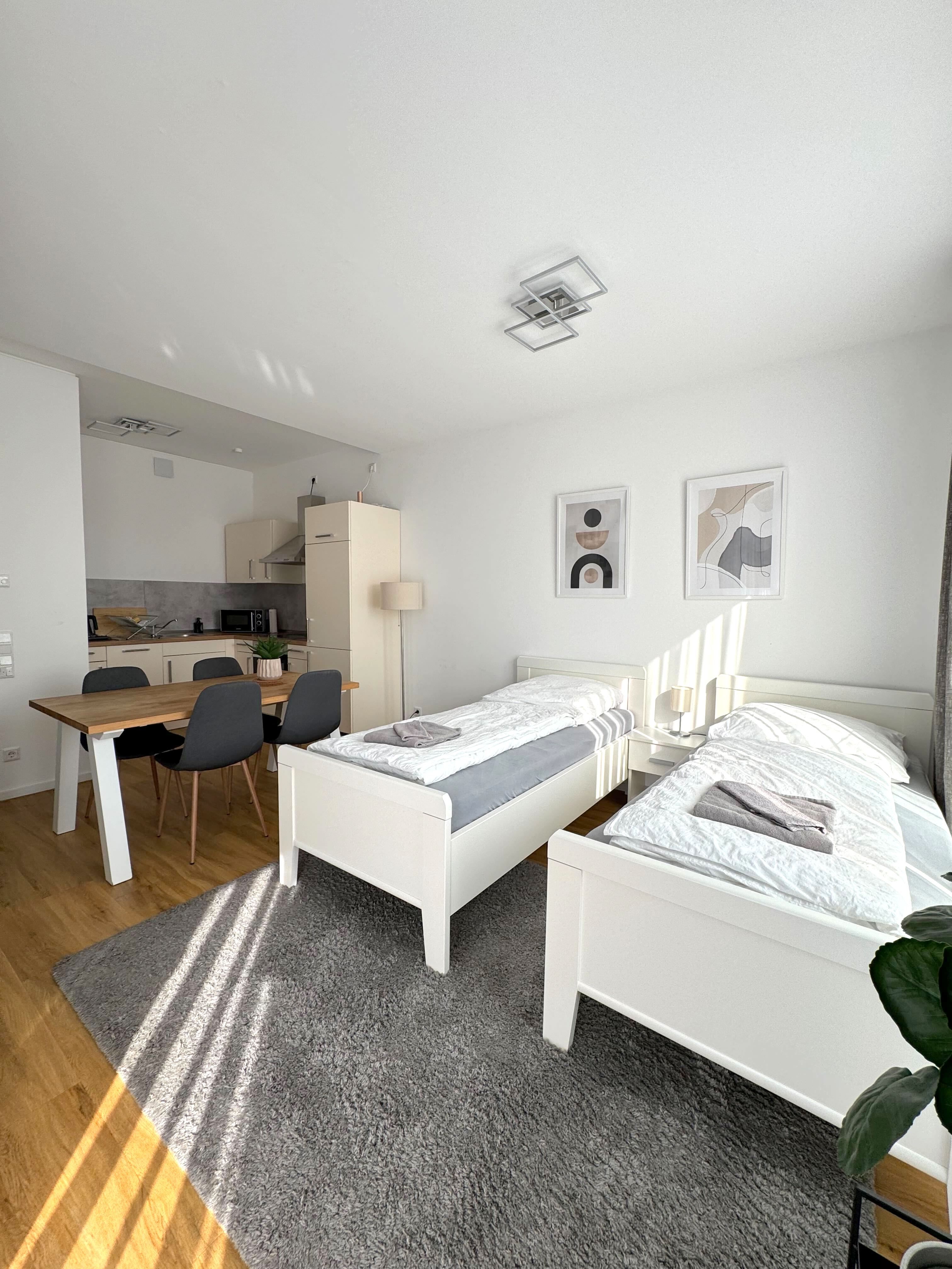 Fully Furnished And Equipped 4-Bed Apartments | Parking | Kitchen | Wi-Fi  -  Fully furnished and equipped 4-bed apartments | parking | kitchen | Wi-Fi  - Gallery -  3