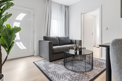 BRiGHT: Suite for 2 | center | kitchen | modern
