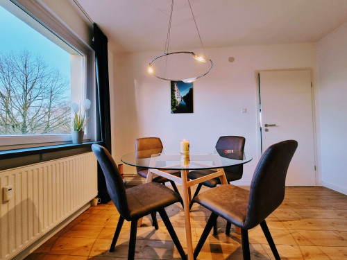 Well located apartment with great layout
