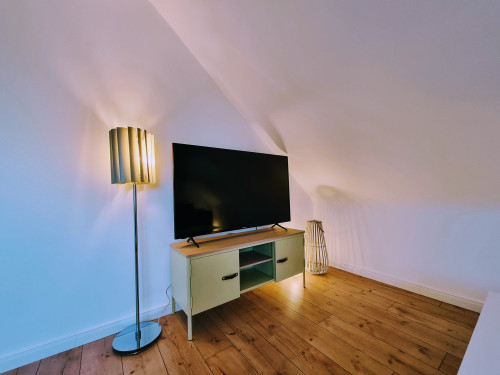 Well located apartment with great layout - Gallery - 9