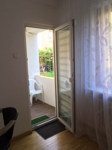 Comfort 2,5 room apartment directly at the park