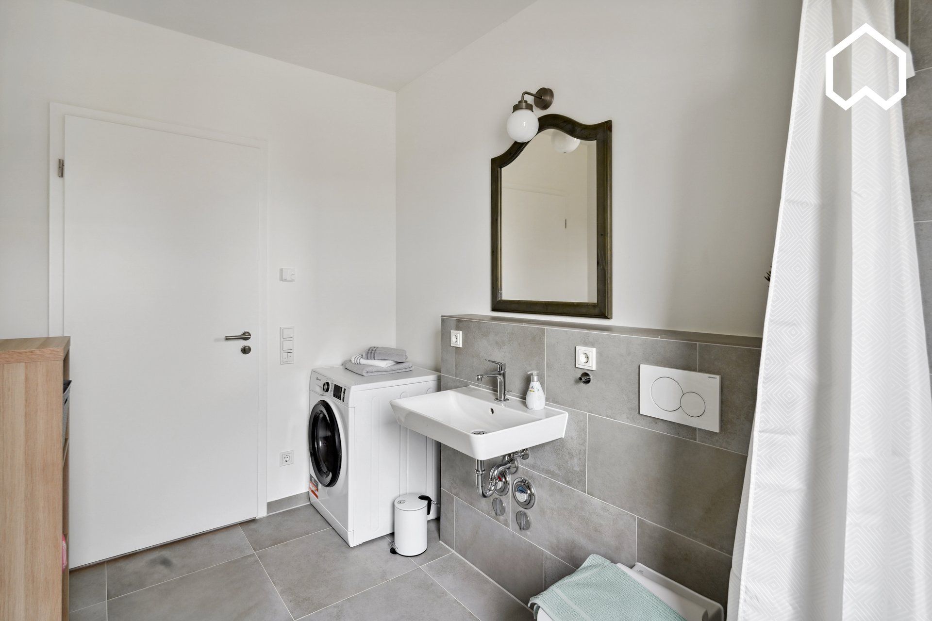  Brand New, Modern & Cozy Apartment In A Top Location  -  Brand new, modern & Cozy apartment in a top location  - Gallery -  5