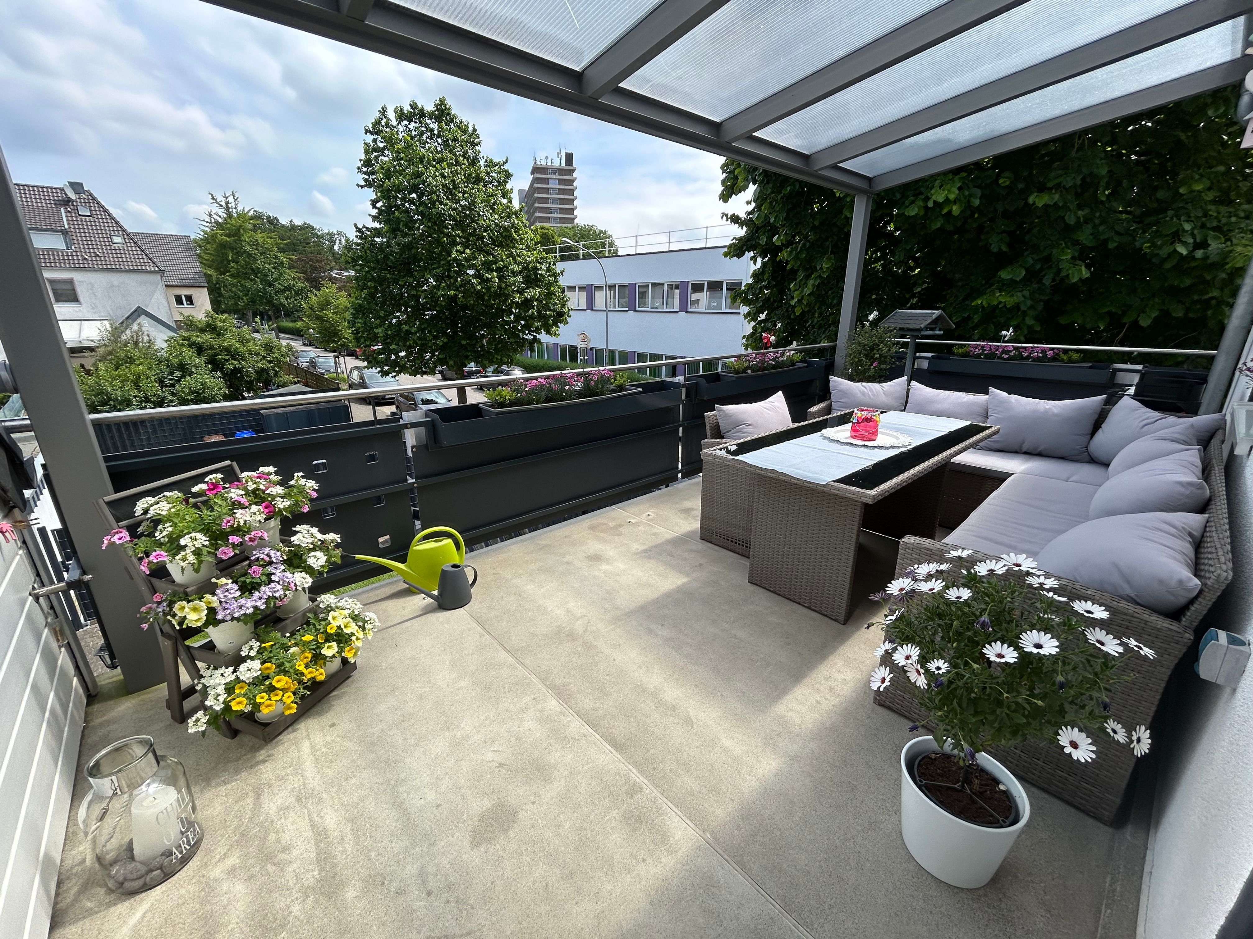 Renovated And Furnished 2 Room Apartment Including Terrace Near The Clinic - 32