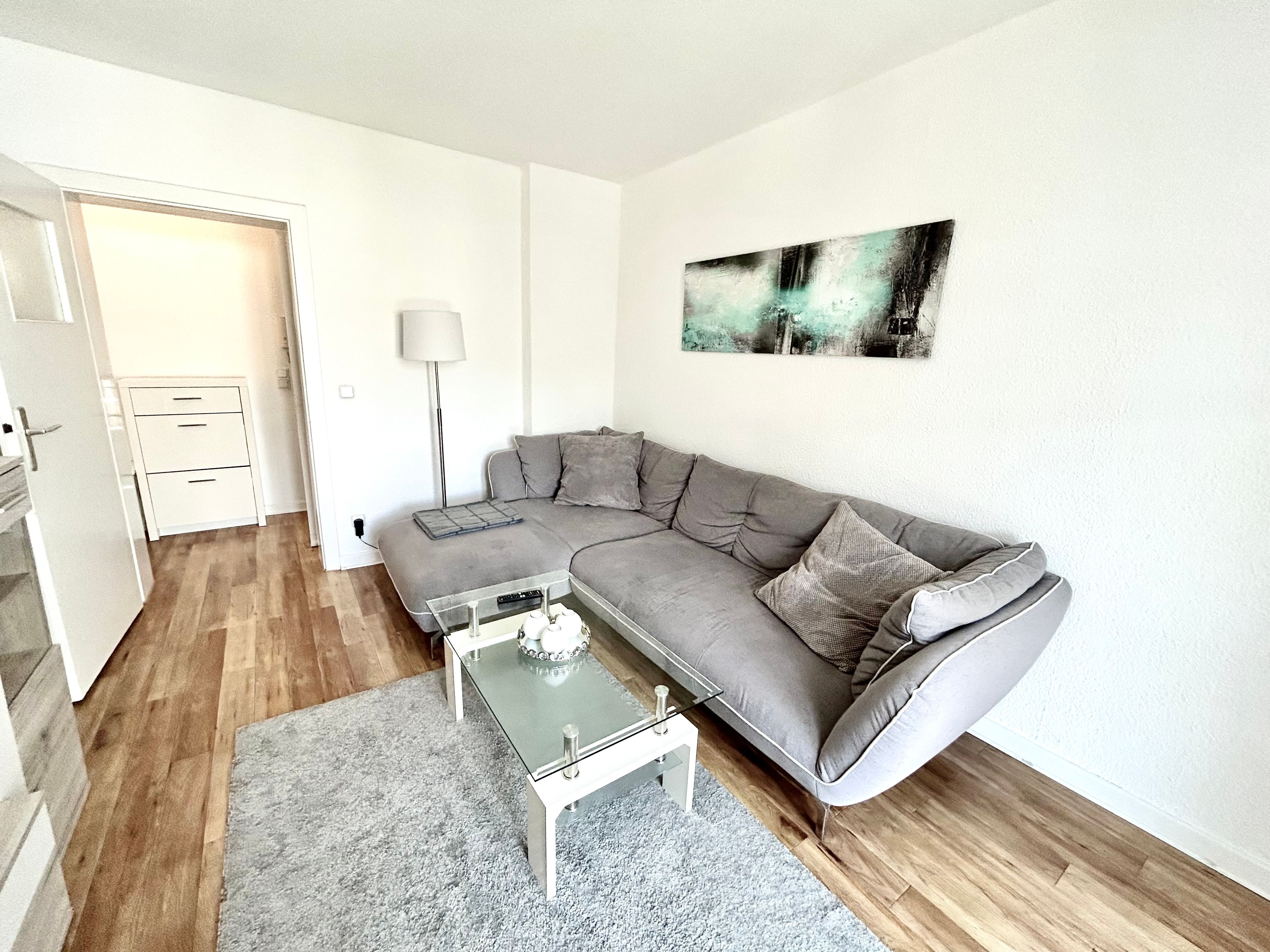 Renovated And Furnished 2 Room Apartment Including Terrace Near The Clinic - 30