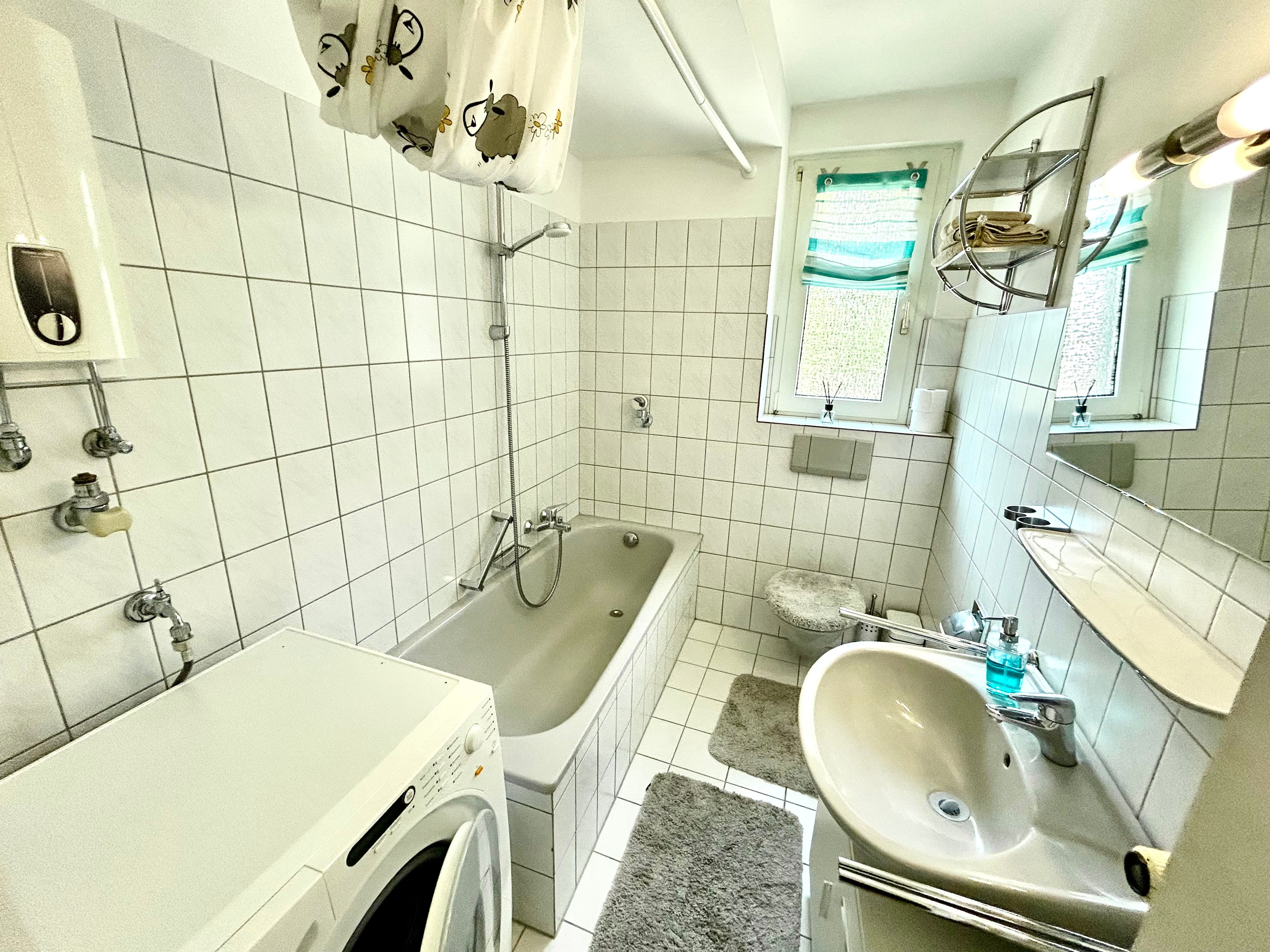 Renovated And Furnished 2 Room Apartment Including Terrace Near The Clinic - 17
