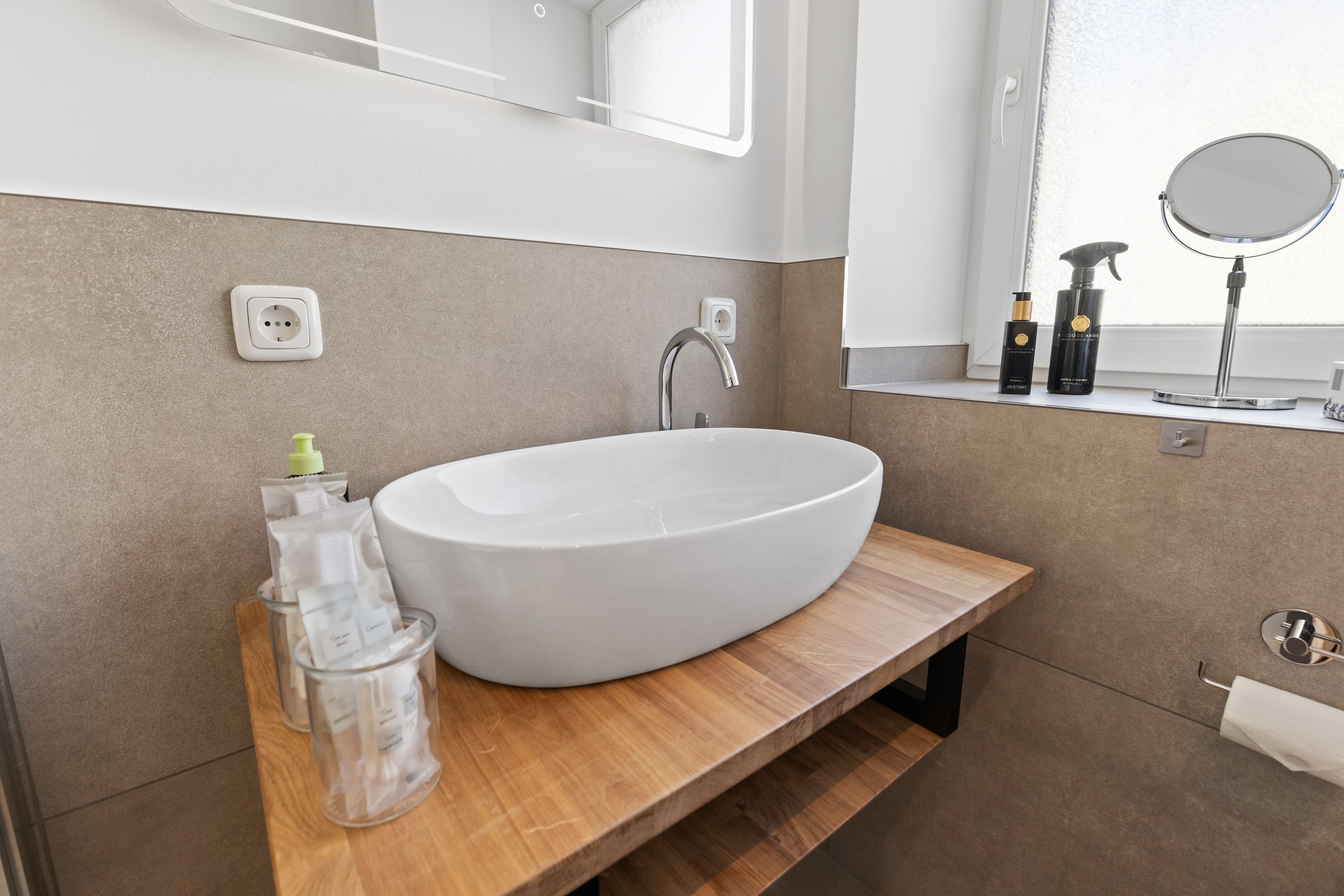  Quiet And Modern Suite In Augsburg  -  Quiet and modern suite in Augsburg  - Gallery -  3