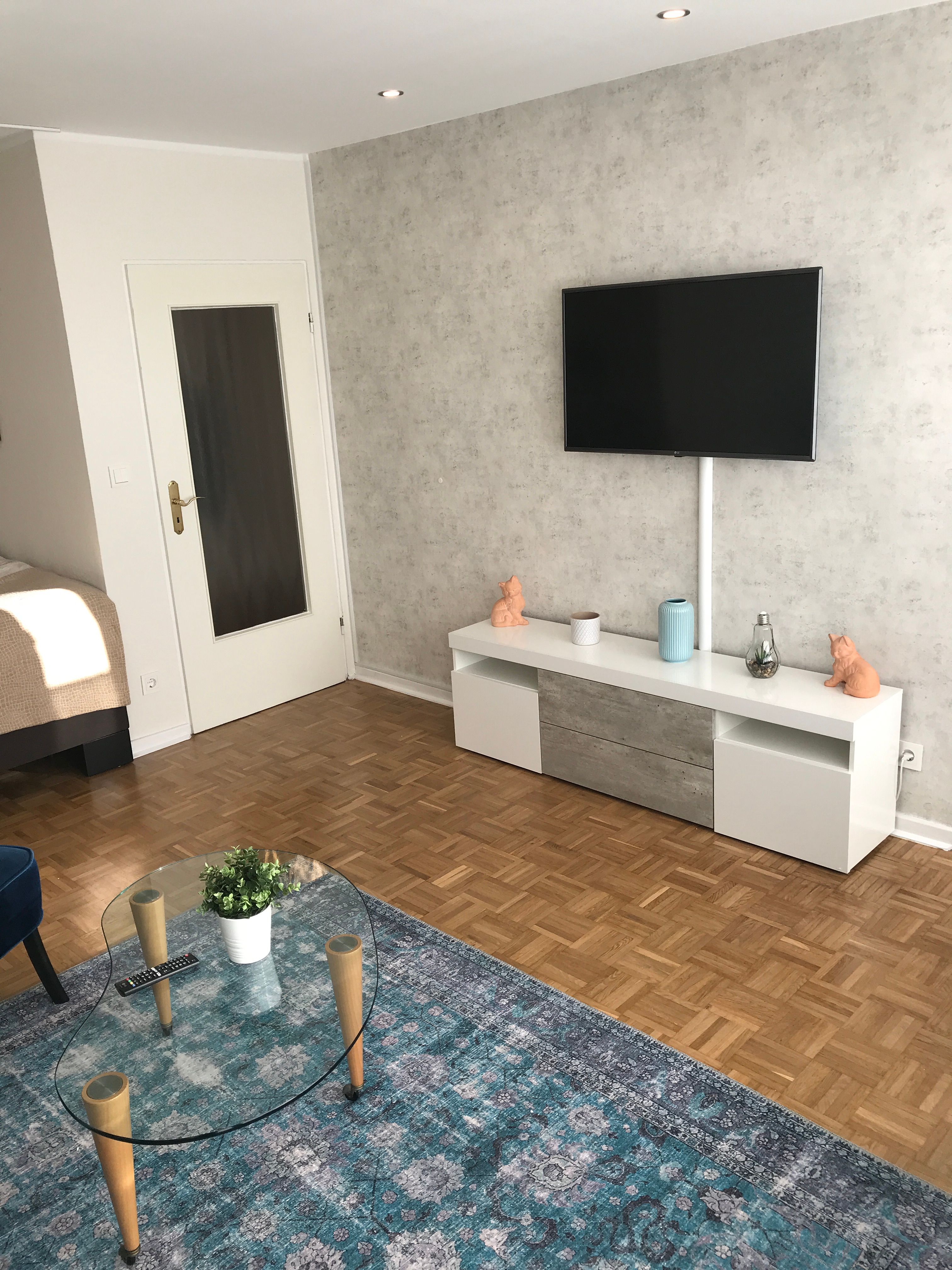 Quiet, Spacious Suite - 28