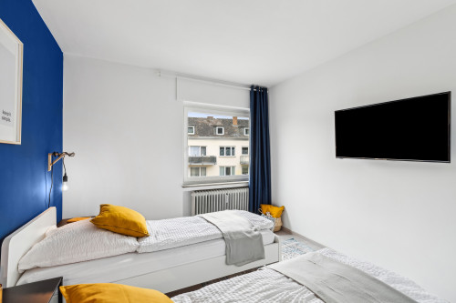 Modern City Apt | Walk to Central Station - Gallery - 11
