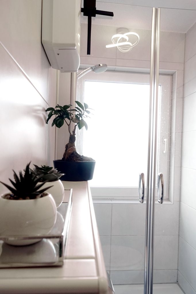  Modern, Central Apartment | Max. 4 | Troisdorf, Cologne/Bonn | Netflix+parking Space  -  Modern, central apartment | max. 4 | Troisdorf, Cologne/Bonn | Netflix+parking space  - Gallery -  21