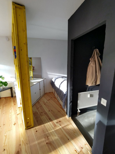 Cosy, comfy, close to centre: Mini-loft in the green North of Bonn