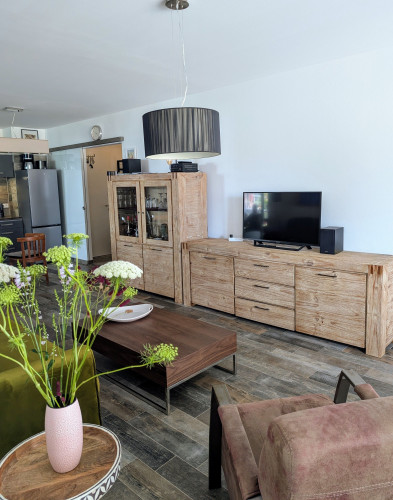 56040872820250914034410AM