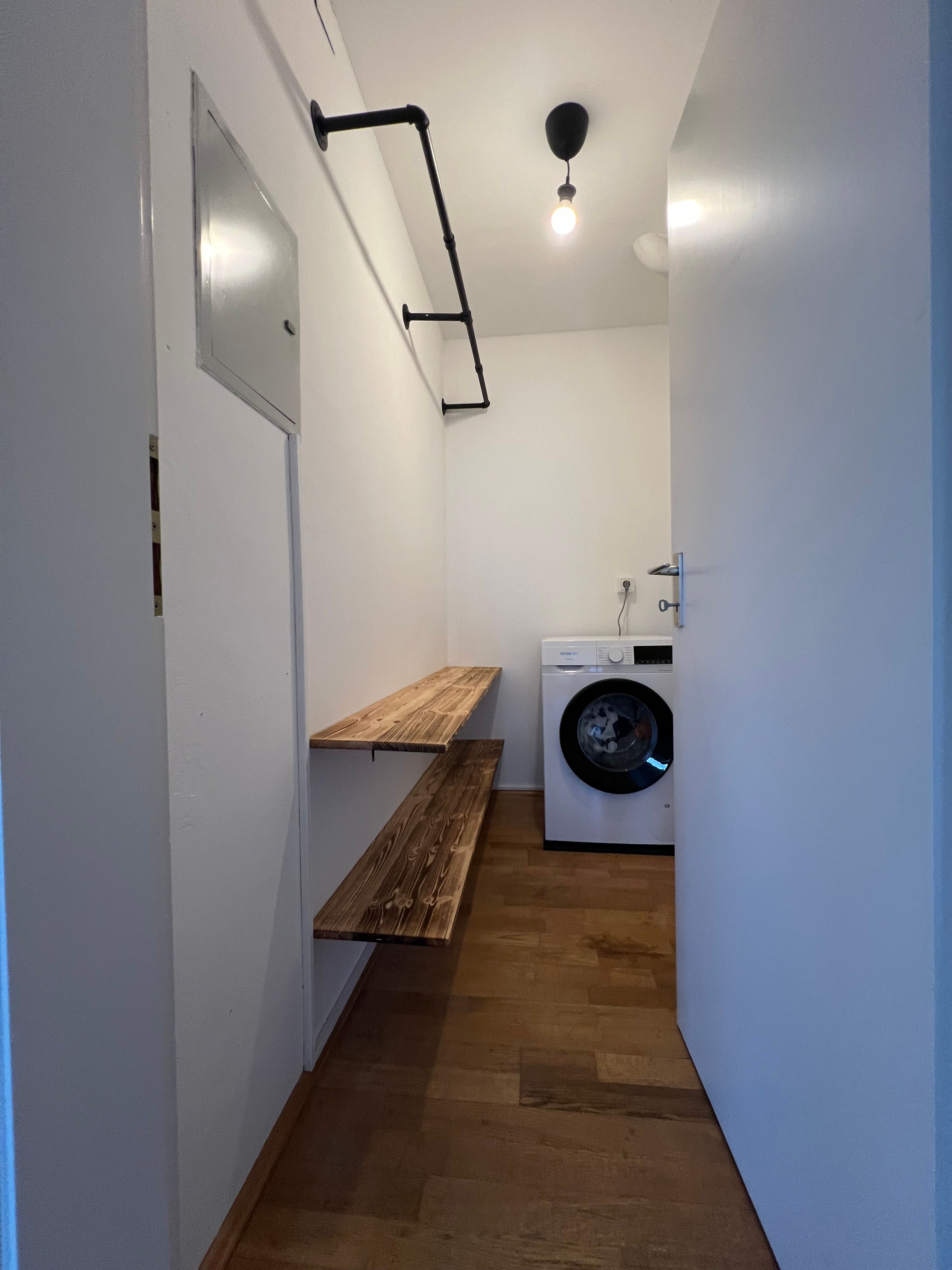  Bright & Cozy Private Penthouse In The Heart Of Wuppertal  -  Bright & cozy private penthouse in the heart of Wuppertal  - Gallery -  2