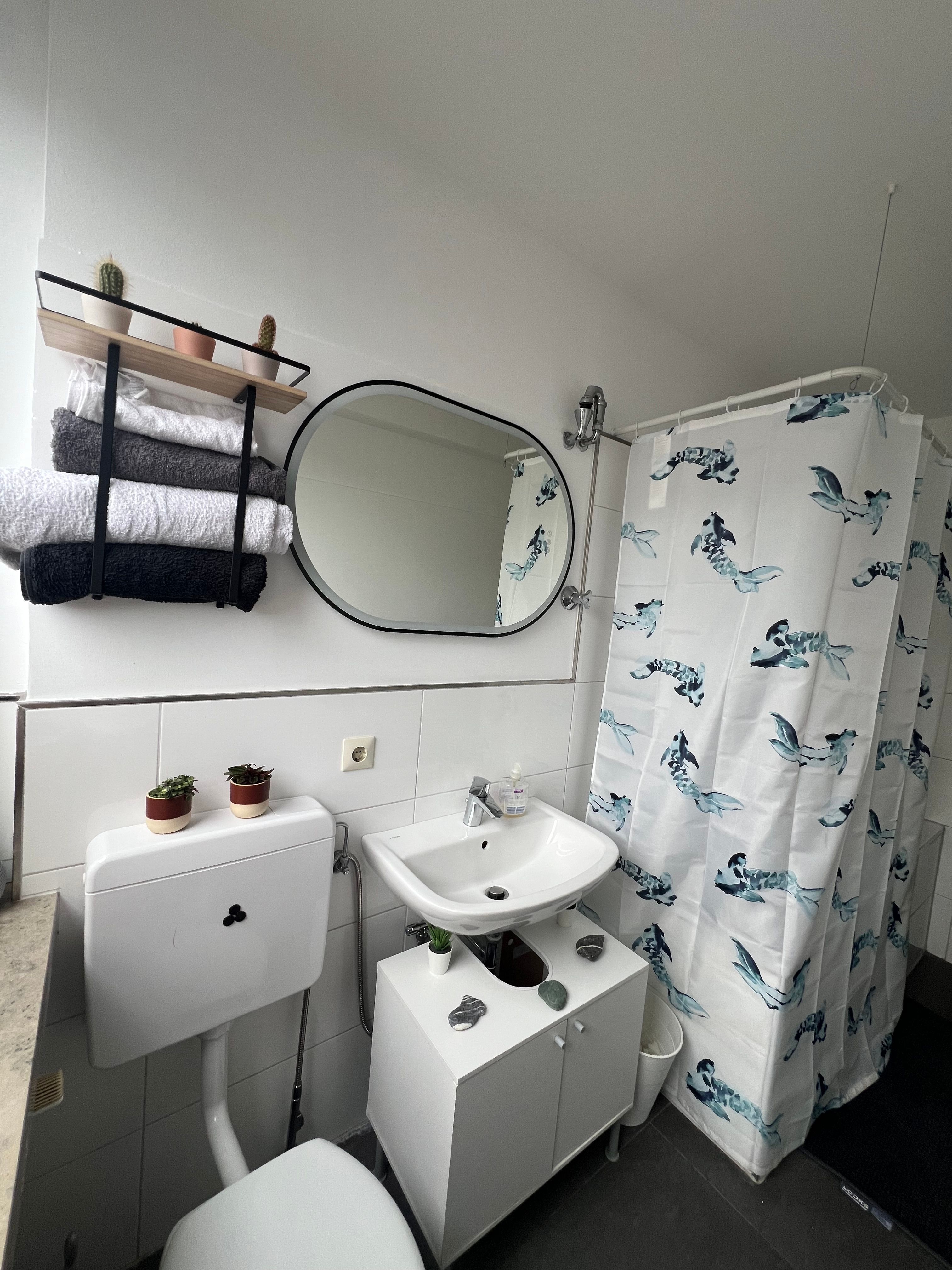  Bright & Cozy Private Penthouse In The Heart Of Wuppertal  -  Bright & cozy private penthouse in the heart of Wuppertal  - Gallery -  9