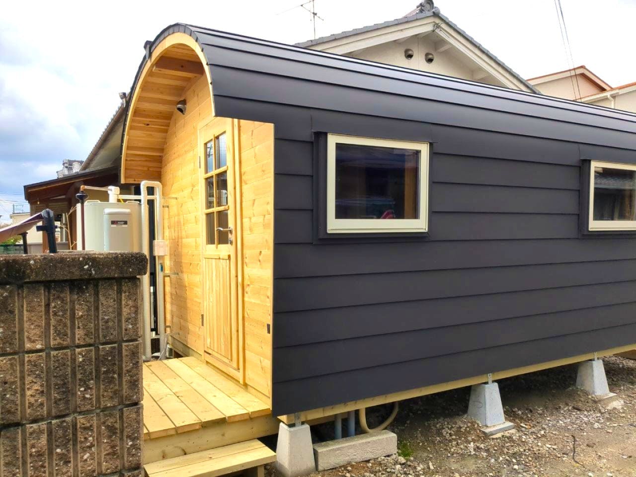  Tiny Home With Private Bathroom  -  Goichō Home  - Gallery -  24