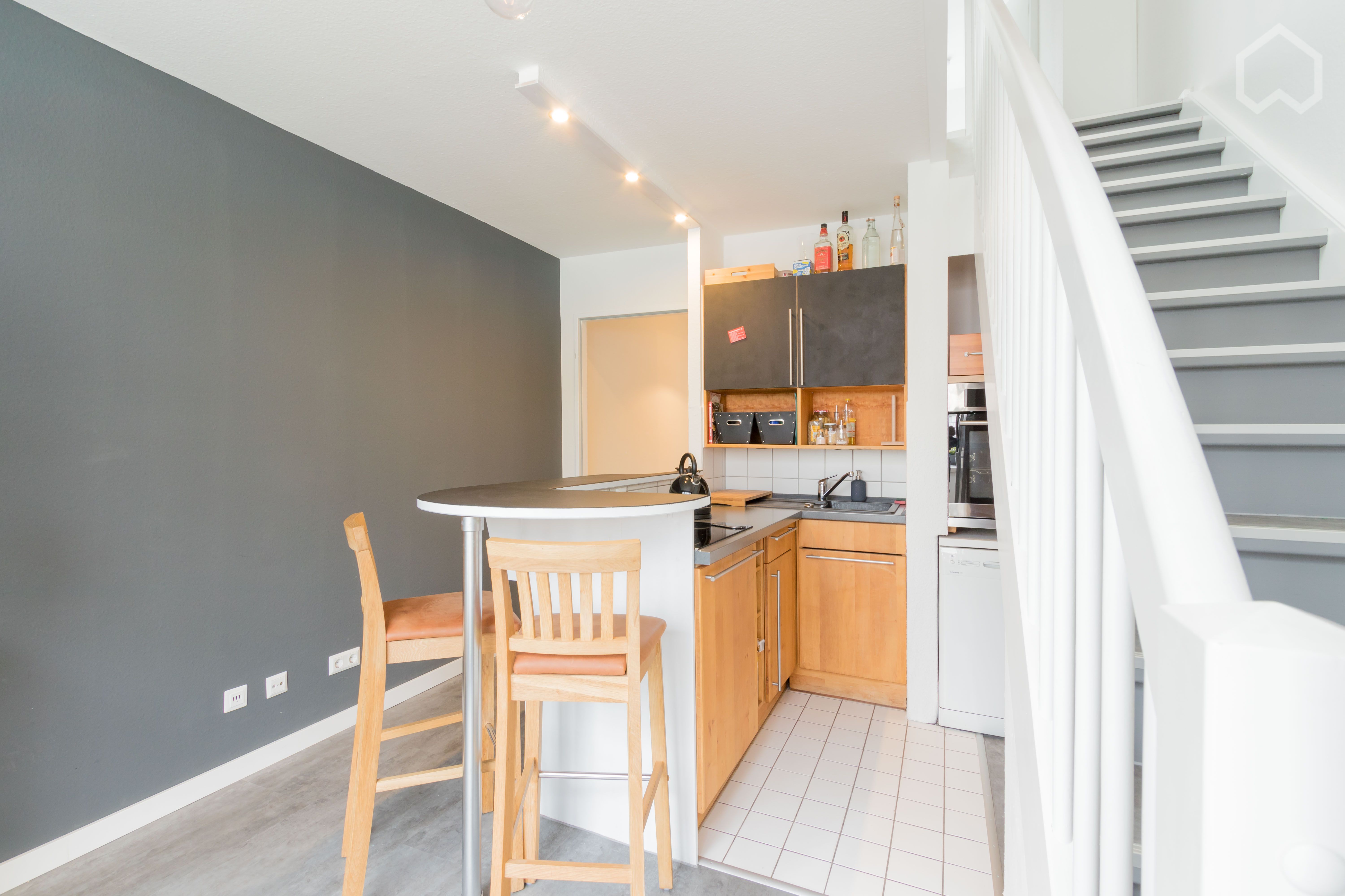 Spacious And Cozy Suite In Nice Area With Balcony - 15
