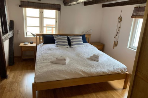 Beautiful old town house, centrally located, renovated and furnished