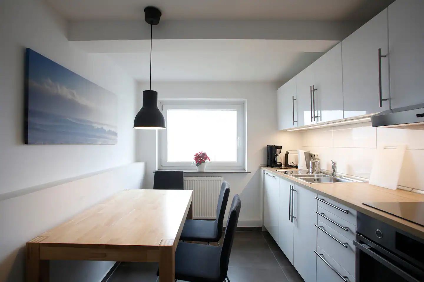 Well Cut 3-Room Apartment In The Trendy District Of St. Pauli - 10