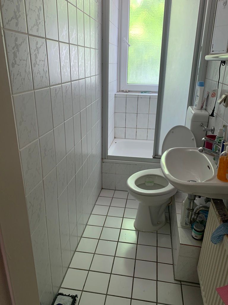 Private Room In A Shared Apartment. - 4
