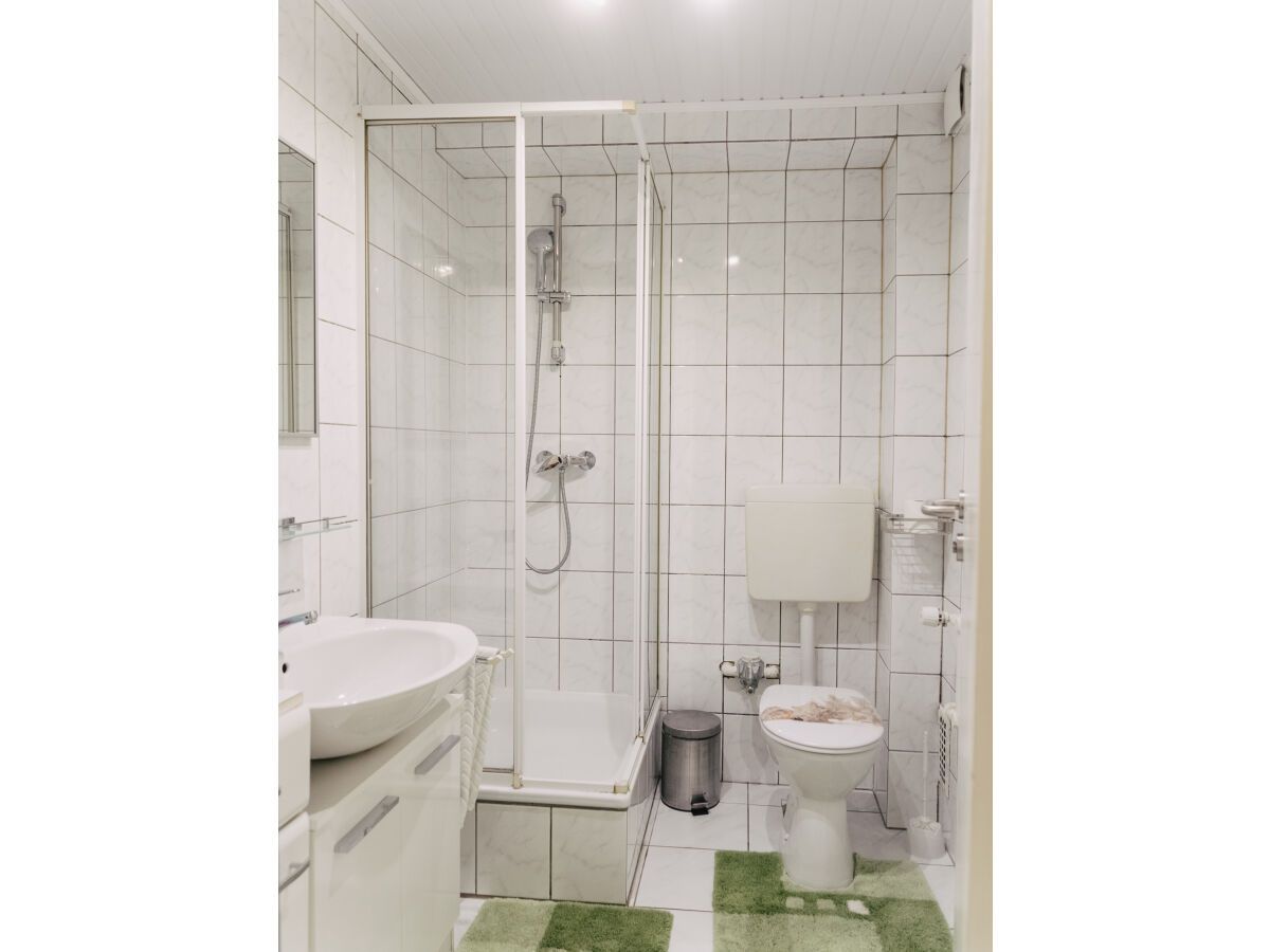  Bright & Homelike Temporary Apartment In Popular Area  -  Bright & homelike temporary apartment in popular area  - Gallery -  10
