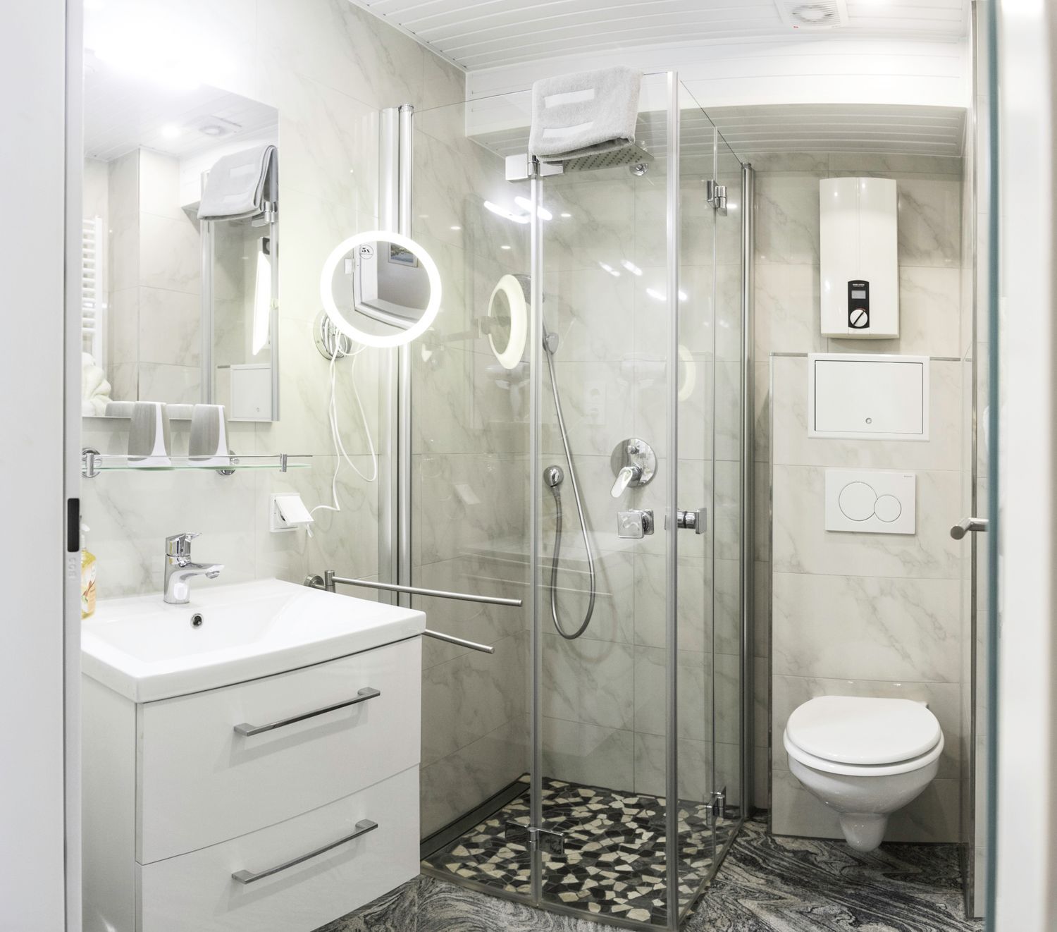  Bright & Homelike Temporary Apartment In Popular Area  -  Bright & homelike temporary apartment in popular area  - Gallery -  9
