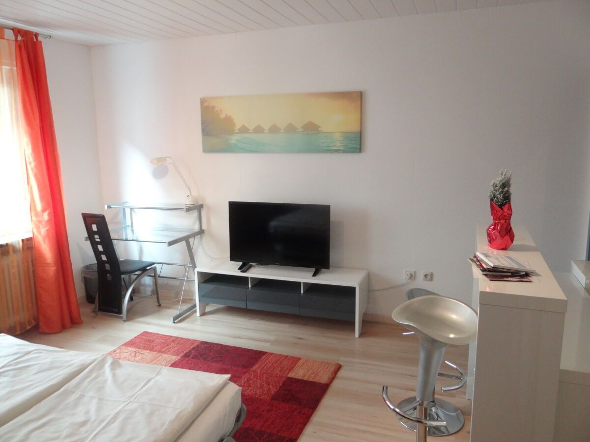  Bright & Homelike Temporary Apartment In Popular Area  -  Bright & homelike temporary apartment in popular area  - Gallery -  25