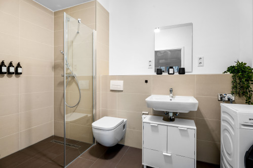 Luxus 2BR Apartment FRITZ I Balcony I next to Mercedes I Stuttgart I Kitchen I Home Office - Gallery - 14