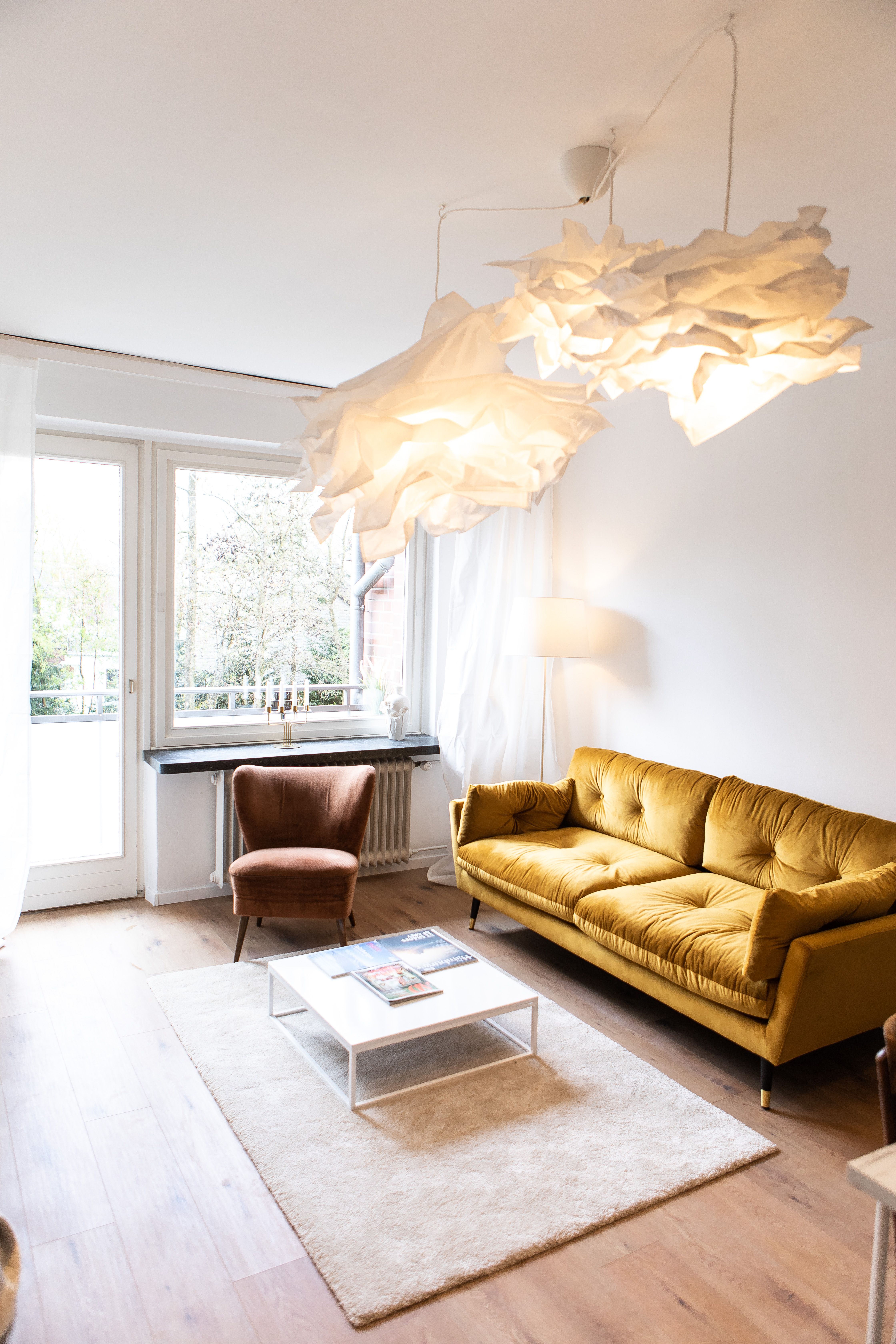 Modern Airy Flat With Balcony - 17