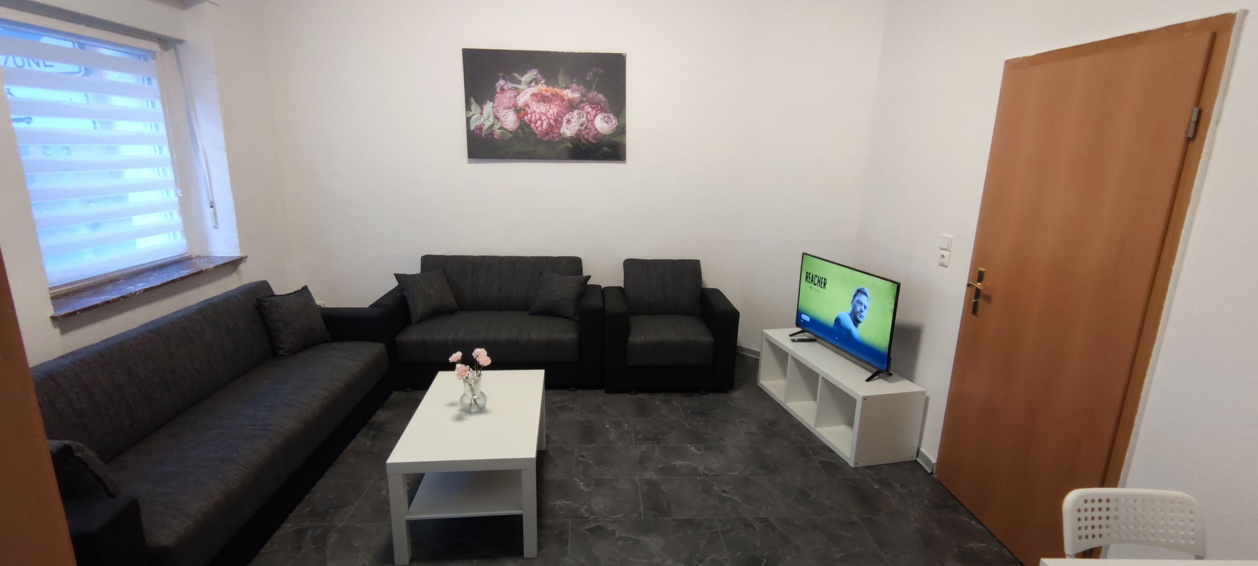 Beautiful Freshly Renovated Central Apartment In The Middle Of Frechen City - 28