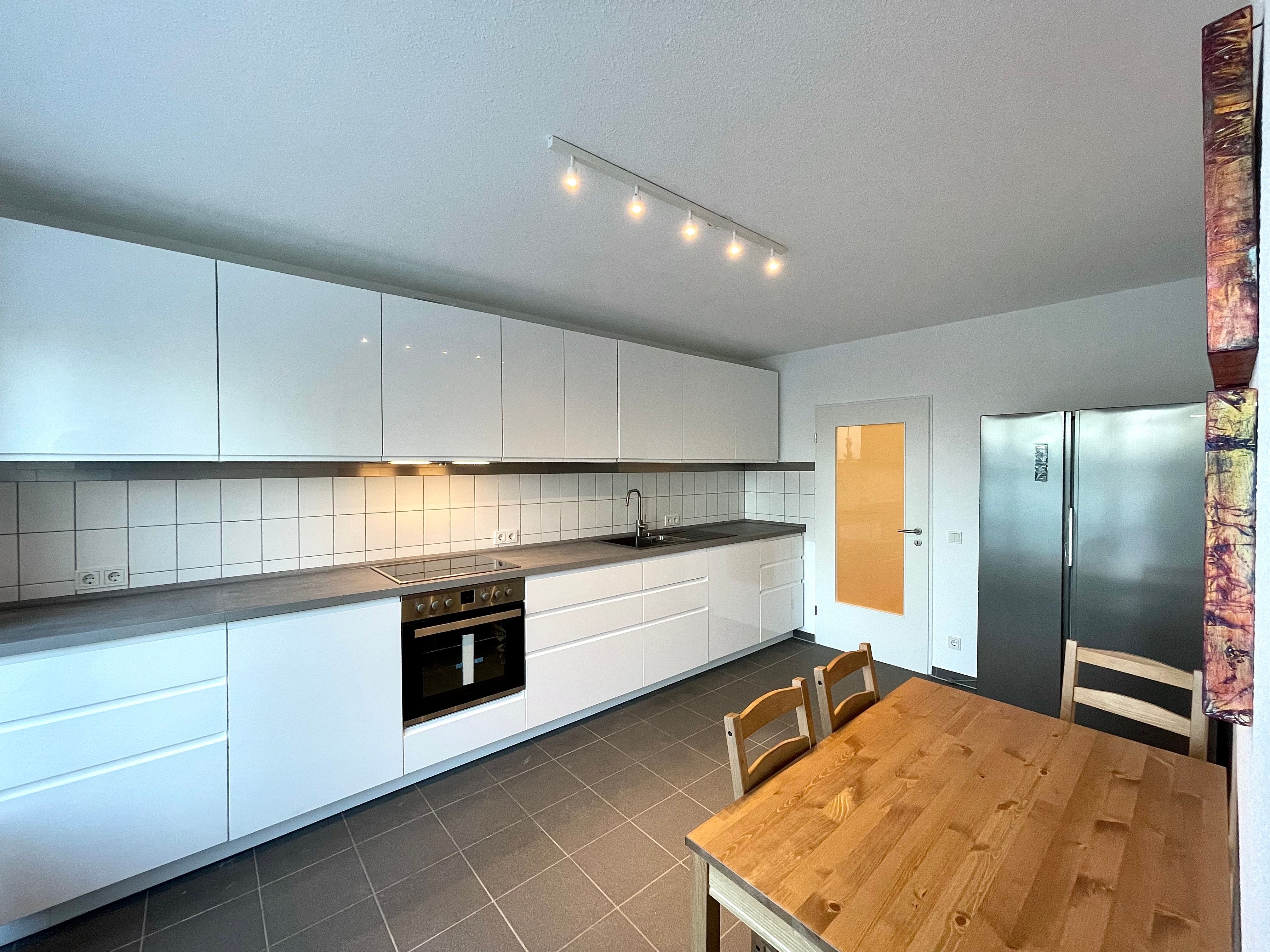  Exclusively Furnished Apartment With A Spacious Rooftop Terrace In A Central Location  -  Exclusively furnished apartment with a spacious rooftop terrace in a central location  - Gallery -  9