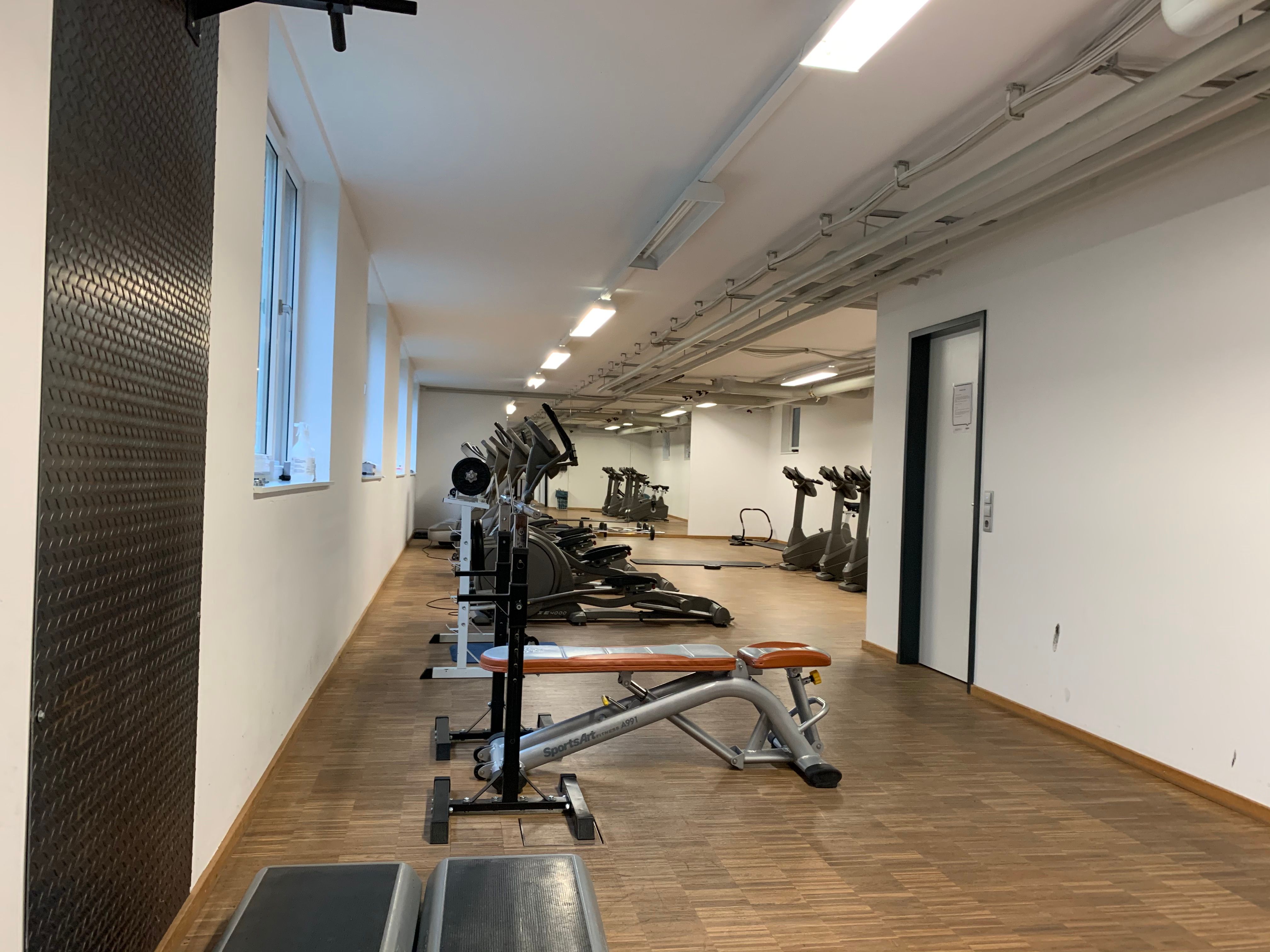  Rooftop Apartment By Rabe Balcony Fitness Coworking Parking Washing Machine  -  Rooftop Apartment by Rabe Balcony Fitness Coworking Parking Washing machine  - Gallery -  8