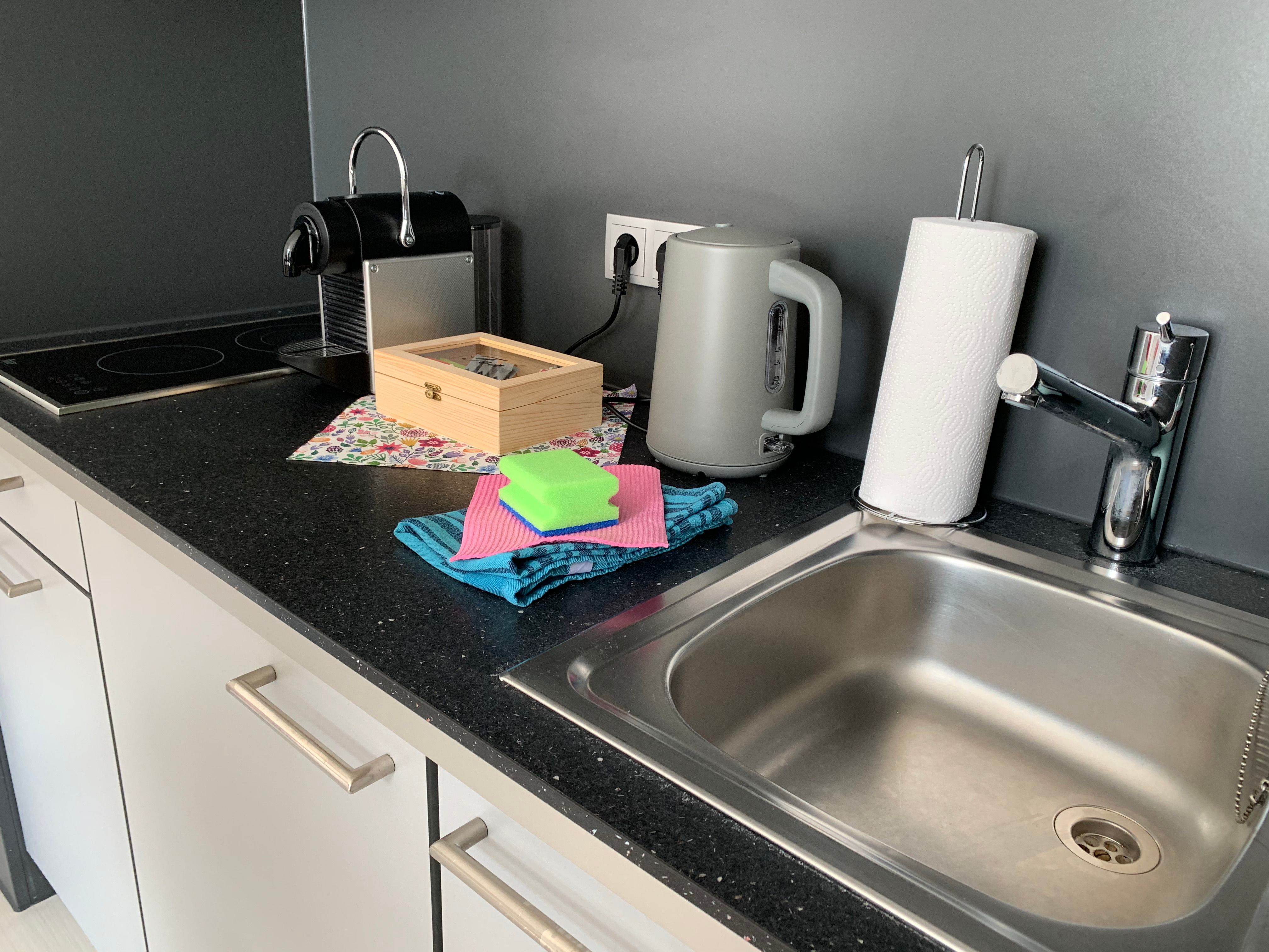  Rooftop Apartment By Rabe Balcony Fitness Coworking Parking Washing Machine  -  Rooftop Apartment by Rabe Balcony Fitness Coworking Parking Washing machine  - Gallery -  16