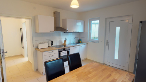 Fully equipped 3 room apartment in the center of Leinfelden-Echterdingen - Gallery - 5