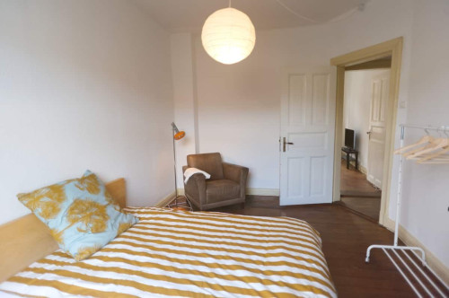Charming old building apartment in Kiel Südfriedhof | Balcony"