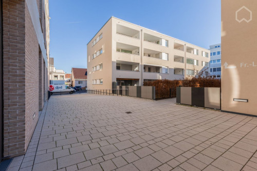 Luxury and modern 3-room Apartment next to Mercedes I Stuttgart I Kitchen I Home Office