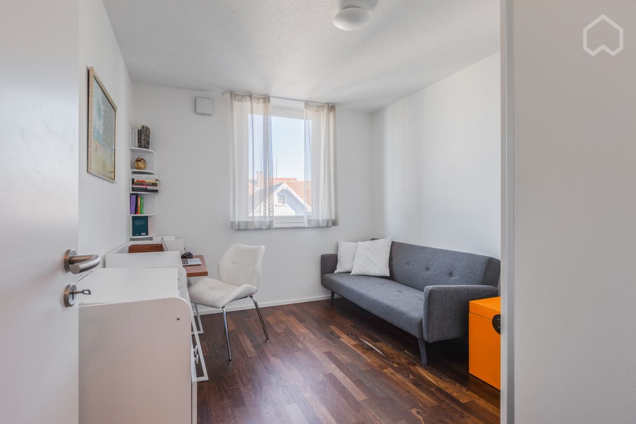  Luxury And Modern 3-Room Apartment Next To Mercedes I Stuttgart I Kitchen I Home Office  -  Luxury and modern 3-room Apartment next to Mercedes I Stuttgart I Kitchen I Home Office  - Gallery -  13