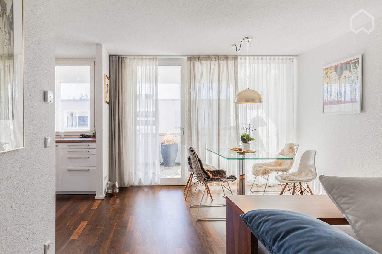  Luxury And Modern 3-Room Apartment Next To Mercedes I Stuttgart I Kitchen I Home Office  -  Luxury and modern 3-room Apartment next to Mercedes I Stuttgart I Kitchen I Home Office  - Gallery -  18
