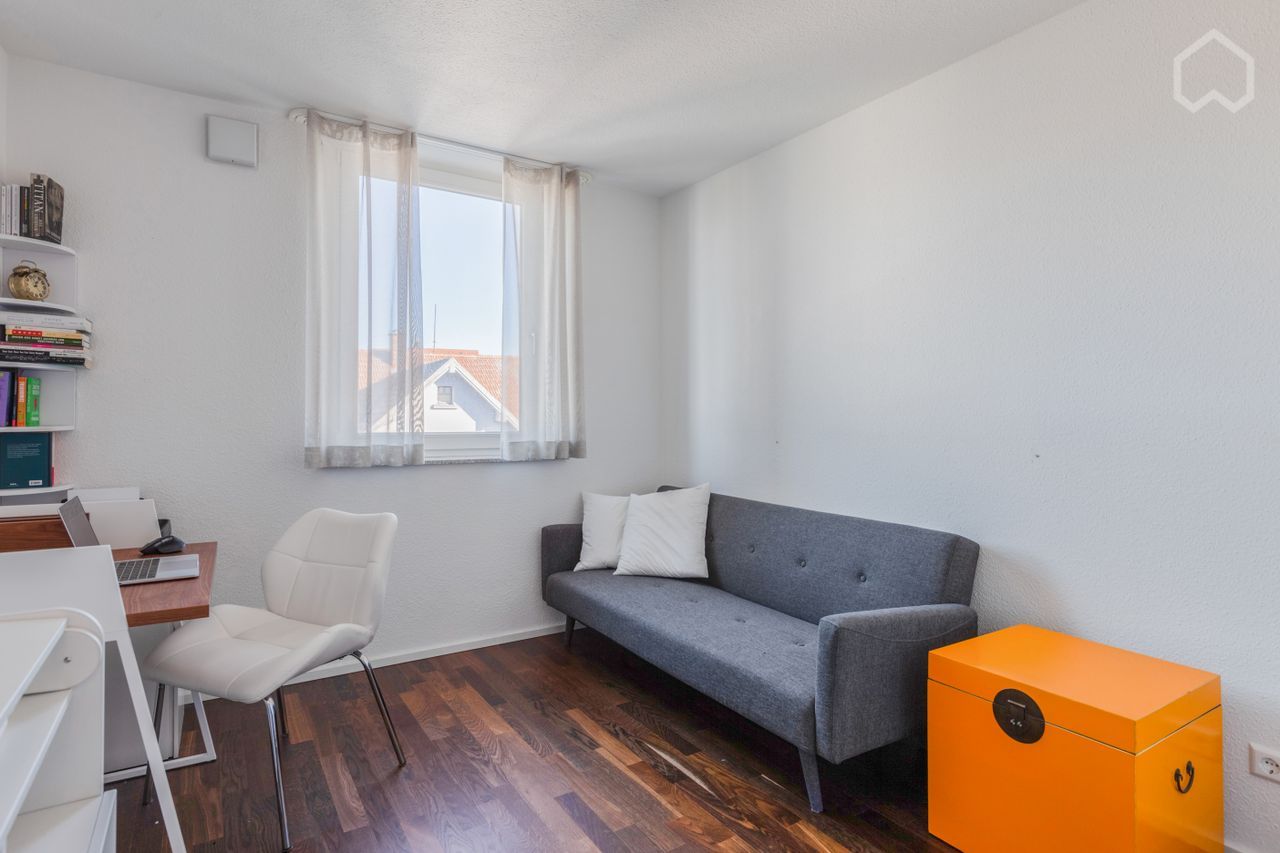  Luxury And Modern 3-Room Apartment Next To Mercedes I Stuttgart I Kitchen I Home Office  -  Luxury and modern 3-room Apartment next to Mercedes I Stuttgart I Kitchen I Home Office  - Gallery -  14