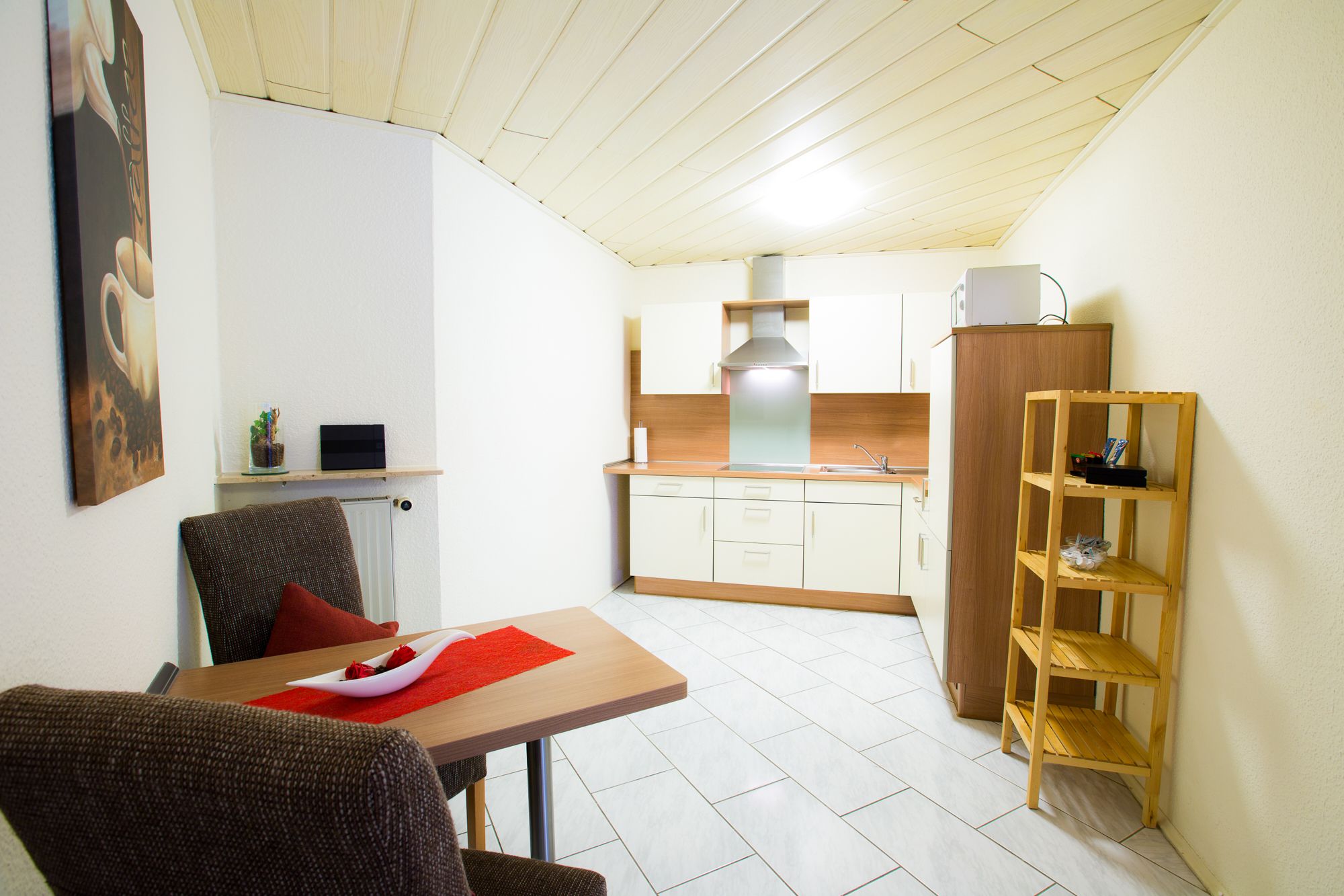 Bright Apartment In The Basement - 2