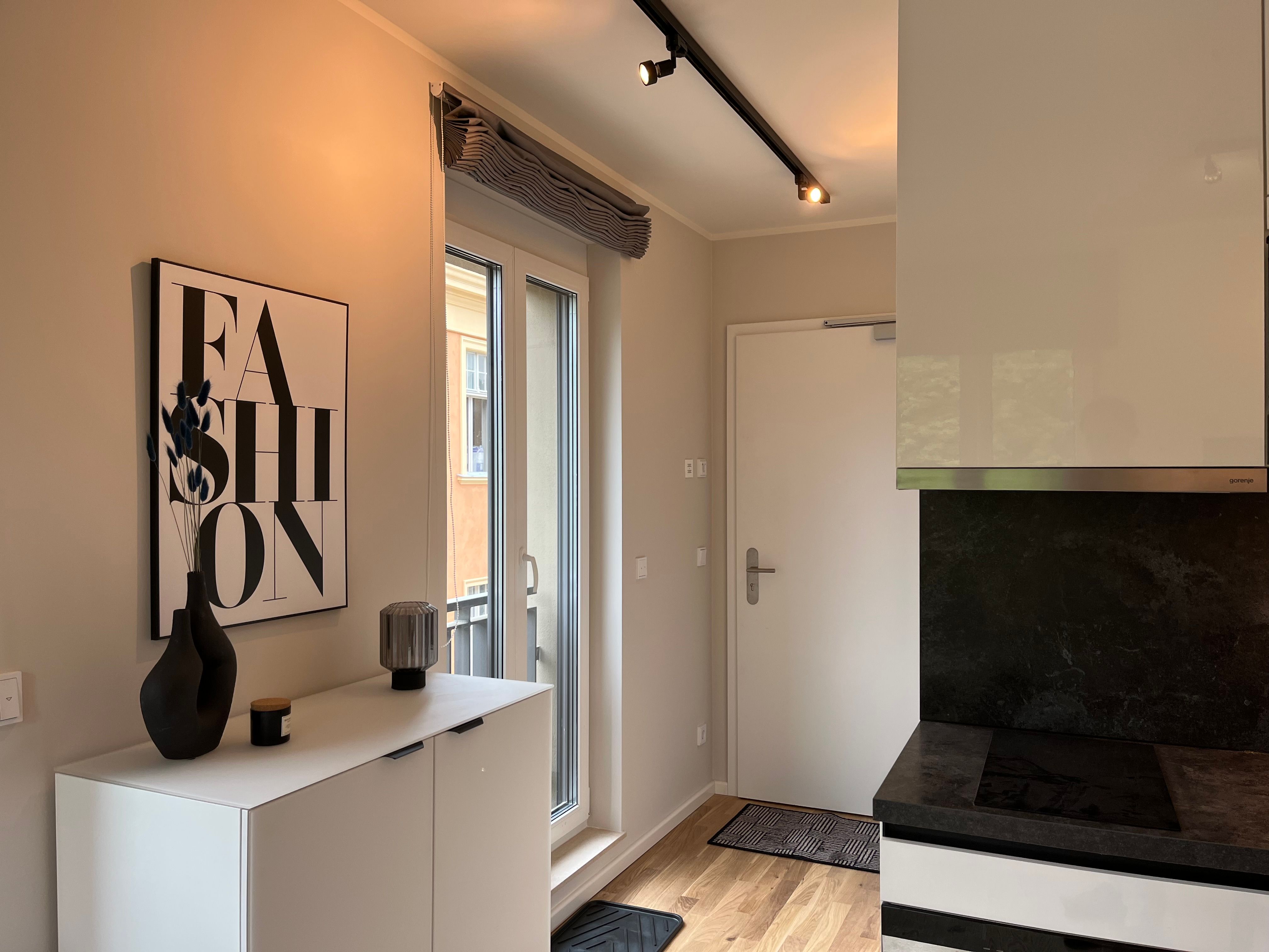 Stylish Apartment With Balcony – Peaceful Living Next To Sanssouci Park - 22