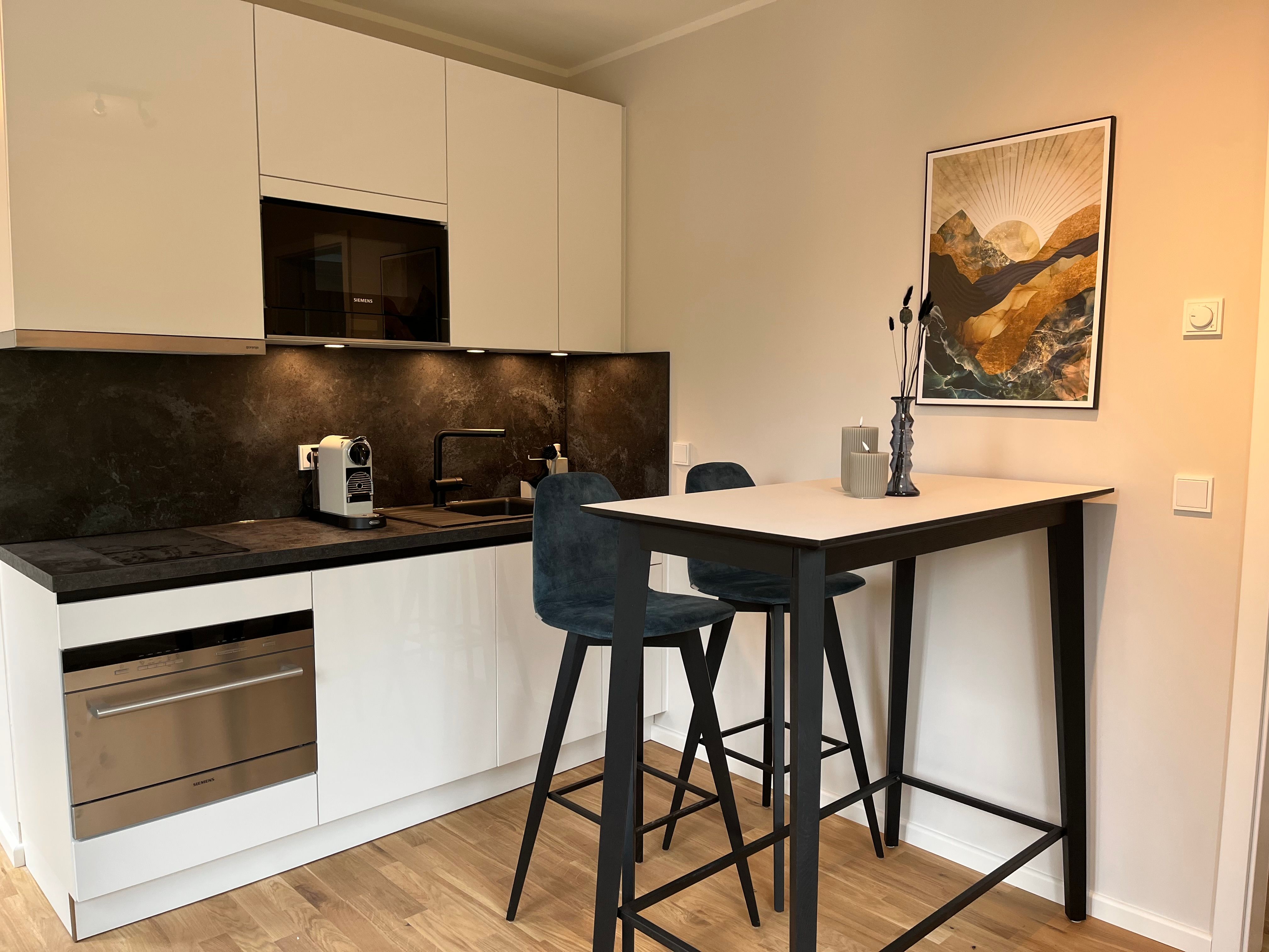 Stylish Apartment With Balcony – Peaceful Living Next To Sanssouci Park - 21