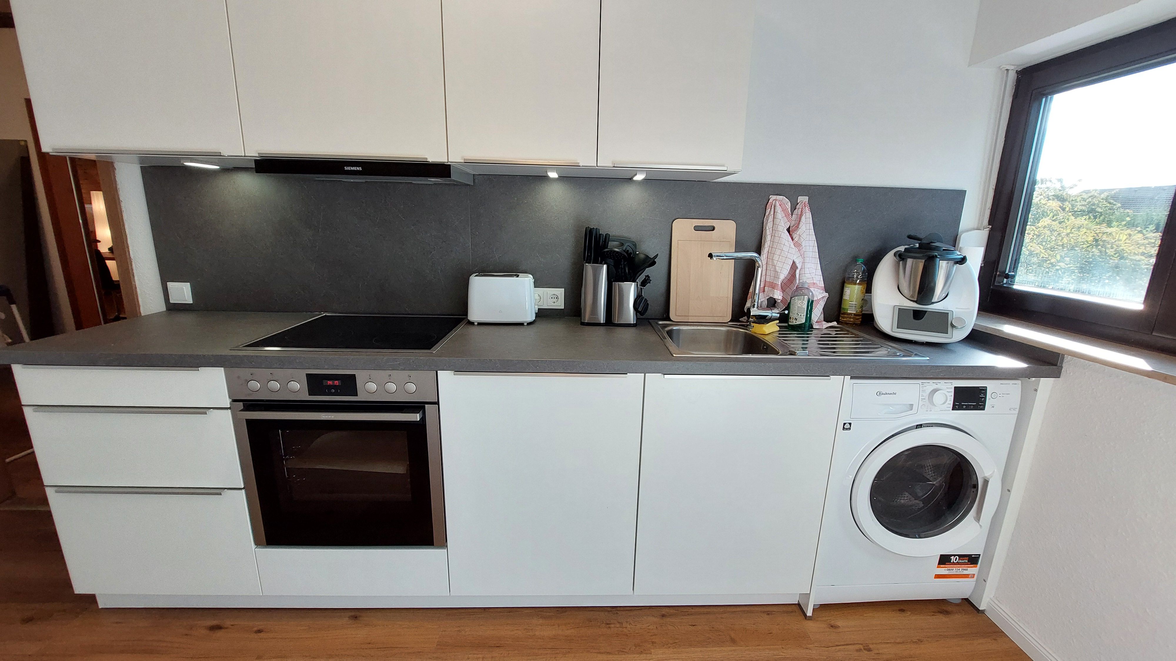  Furnished 3.5-Room Apartment With Balcony And Parking Space In A Quiet Location - Ready For Immediat  -  Furnished 3.5-room apartment with balcony and parking space in a quiet location - ready for immediate occupancy  - Gallery -  5